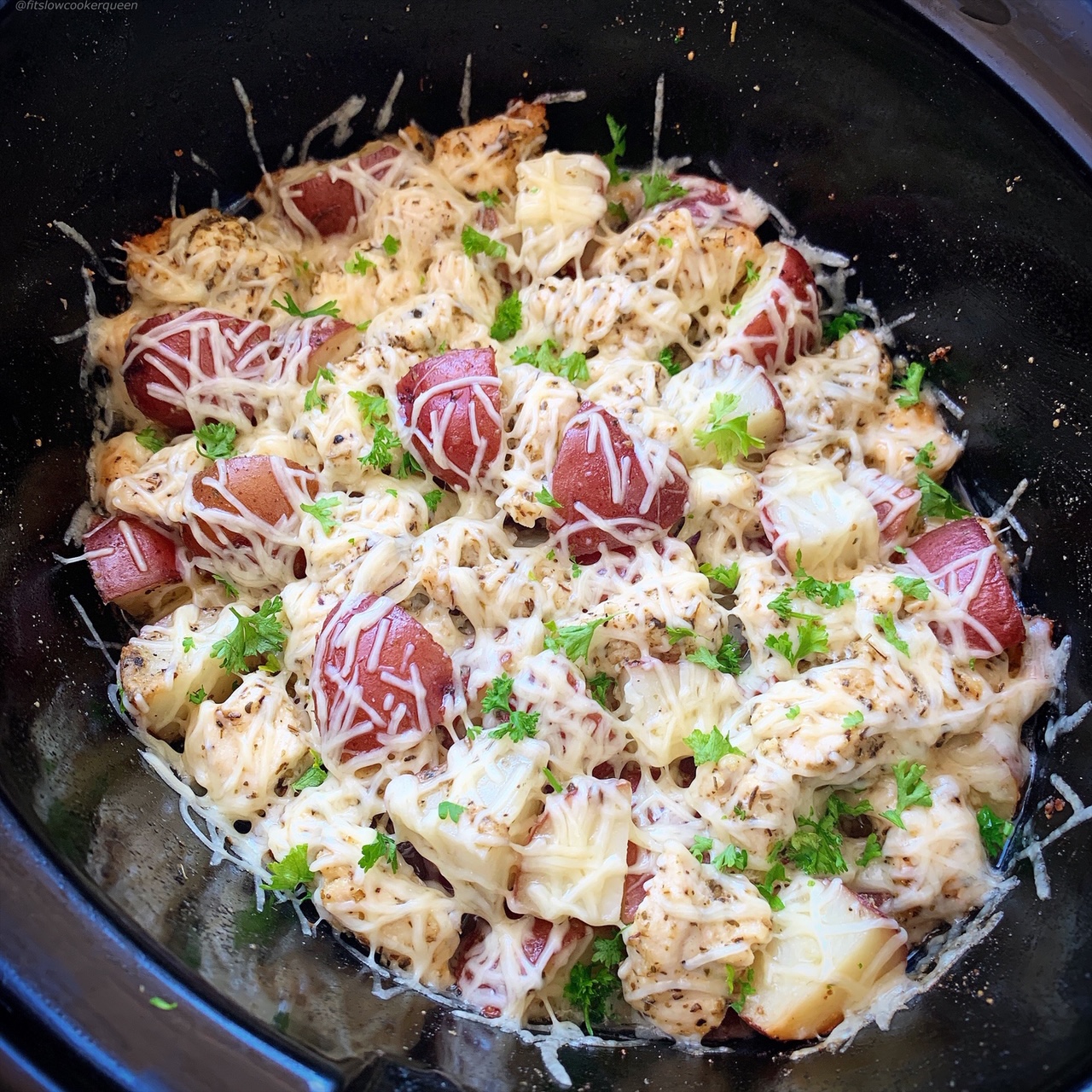 Easy Crockpot Garlic Parmesan Chicken And Potatoes Recipe for Busy Nights