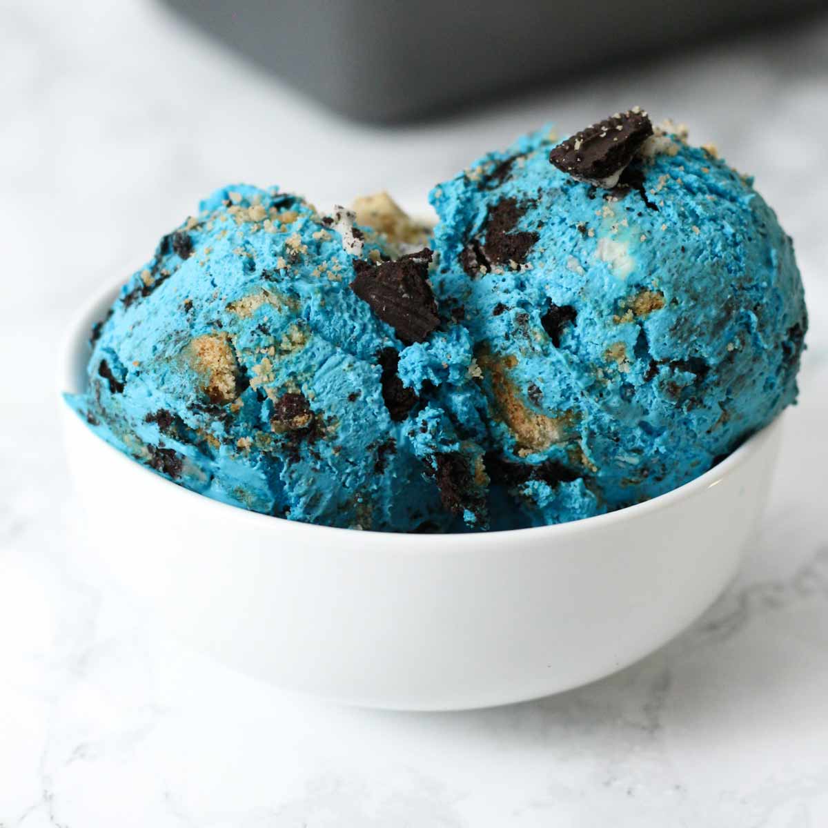 Cookie Monster Ice Cream (No-Churn)